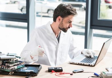 Laptop repair service in JLT Dubai near Al Barsha